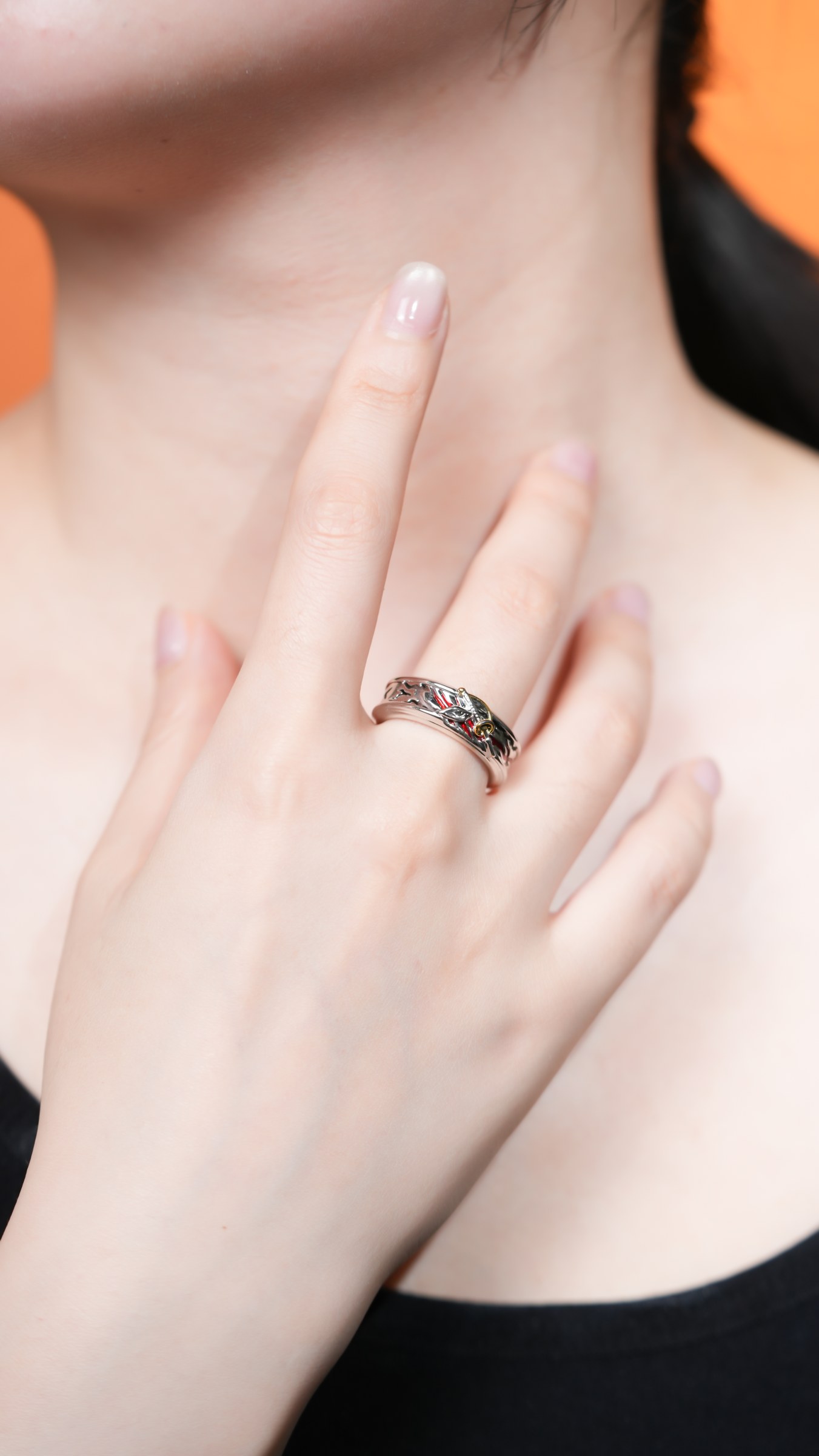 Shanks Ring band and texture detail